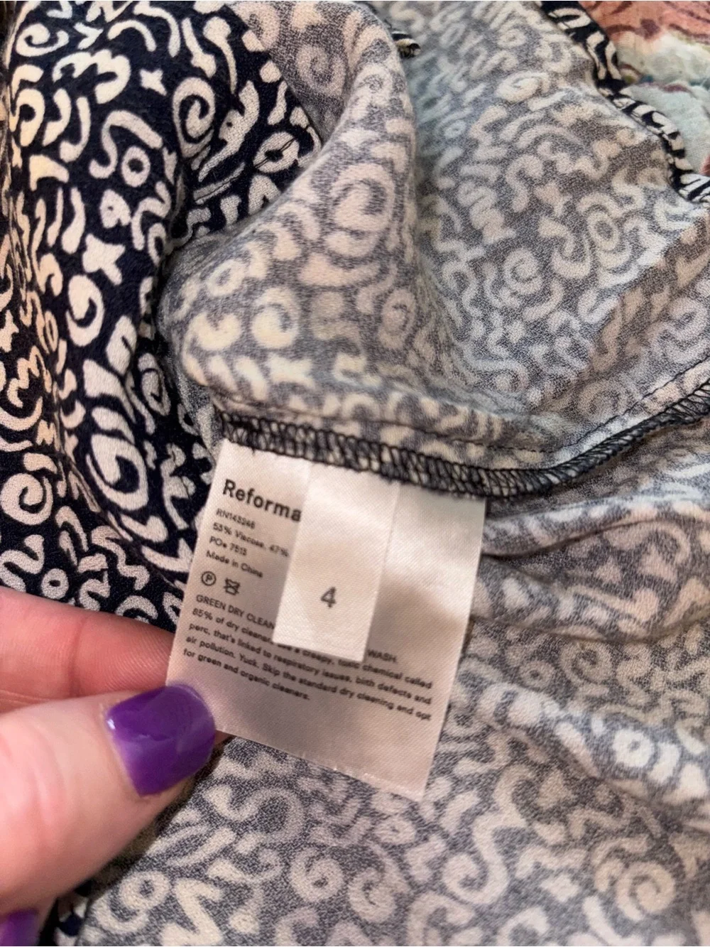 Reformation Bella Blue White Fitted V Neck Cap Sleeve Top size 4 - Picture 8 of 9